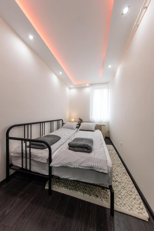 Spacious 3-Room Apartment With Free Parking Budapest Extérieur photo
