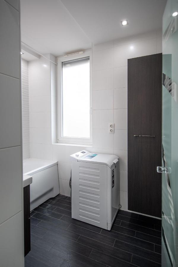 Spacious 3-Room Apartment With Free Parking Budapest Extérieur photo